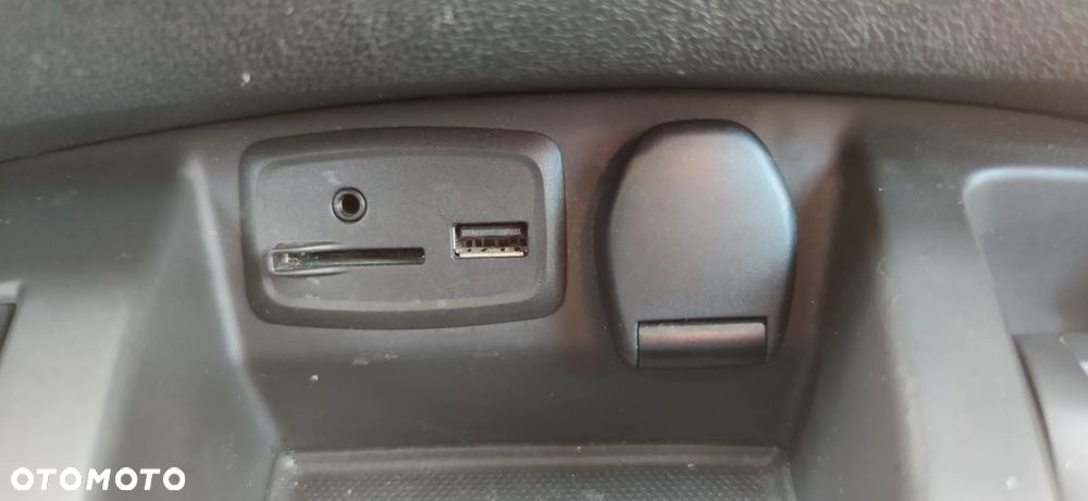 Renault Scenic 1.6 dCi Energy Bose EU6 - 9