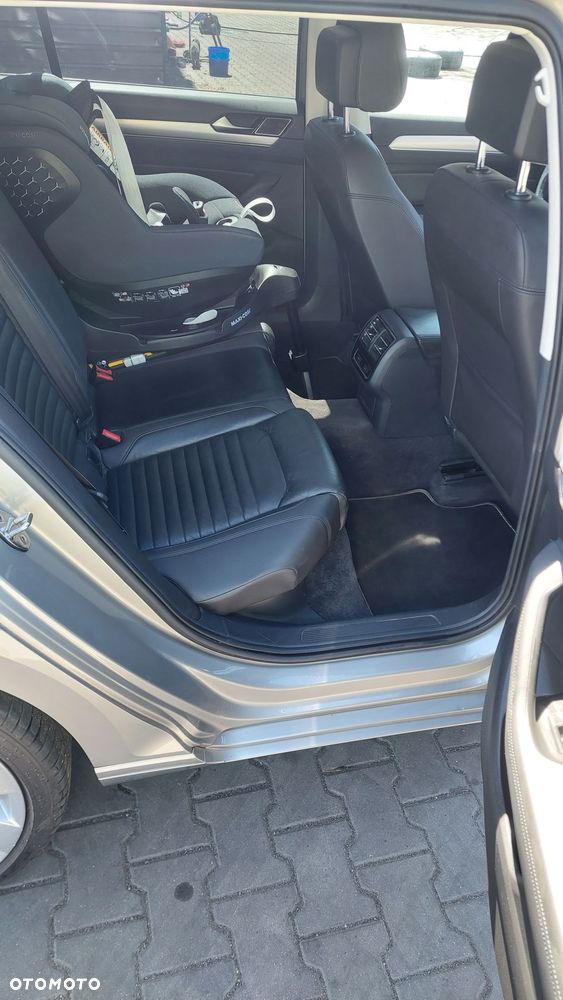 Volkswagen Passat 2.0 TDI BMT Highline DSG - 17