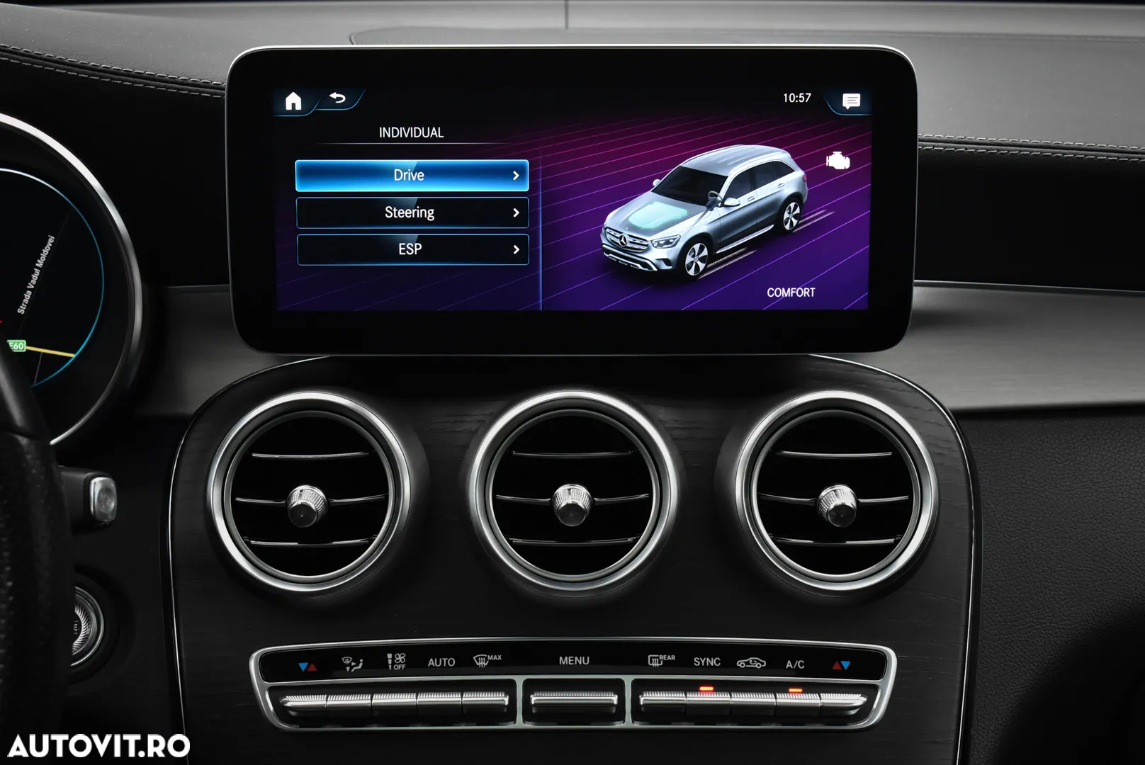 Mercedes-Benz GLC 300 4MATIC MHEV - 34