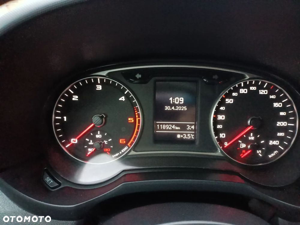 Audi A1 Sportback 1.6 TDI design - 4