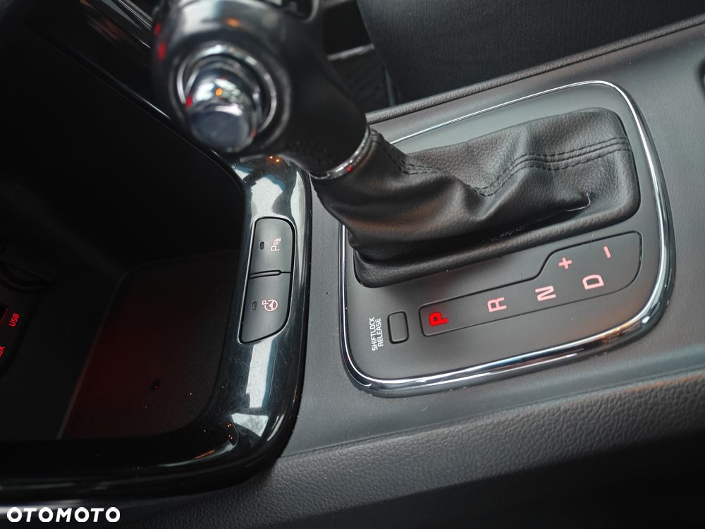 Kia Ceed 1.6 CRDi 128 Platinum Edition - 18