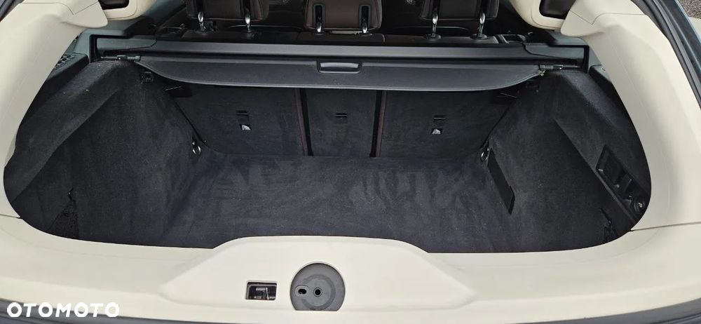 BMW Seria 3 320i Luxury Line - 40