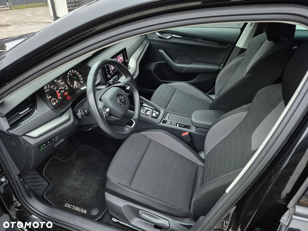 Skoda Octavia 2.0 TDI Ambition DSG - 5