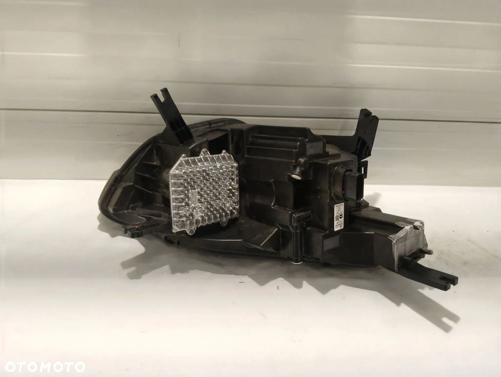 NIO ES8 FULL LED PRZÓD STRONA LEWA P0072556 - 7