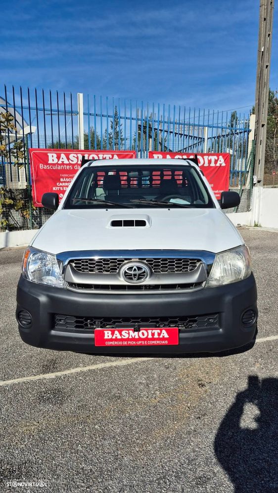 Toyota Hilux - 2