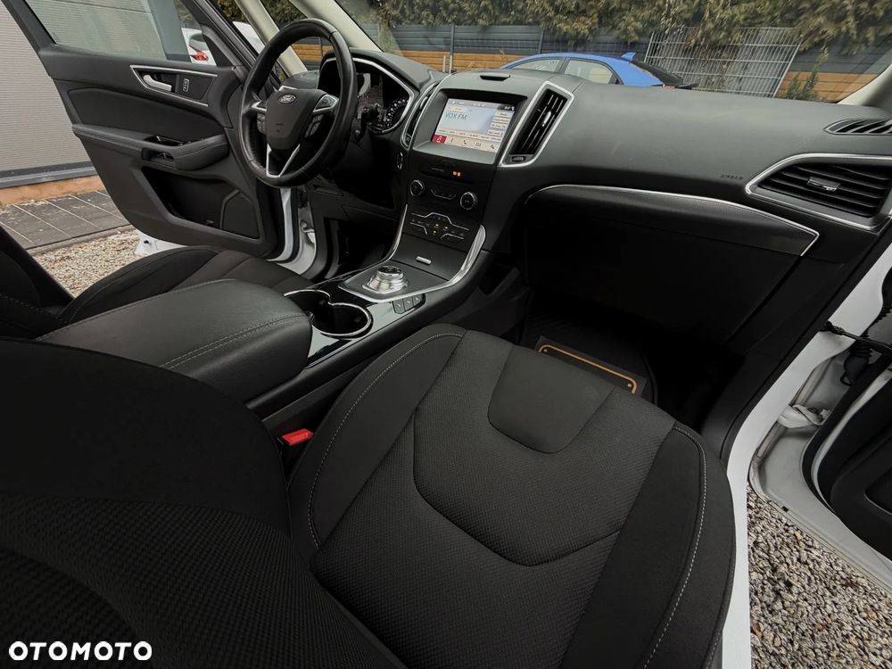 Ford S-Max - 16
