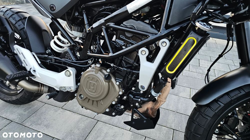 Husqvarna Svartpilen - 8