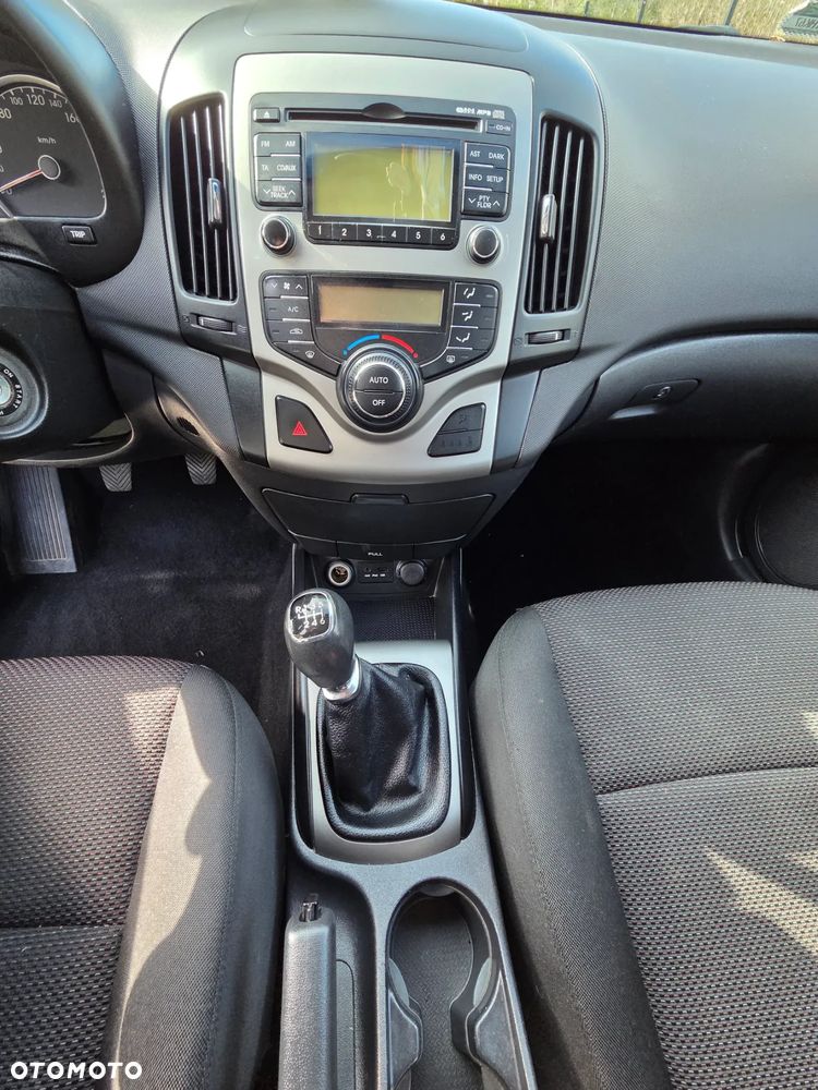 Hyundai i30 1.6 CRDi Comfort - 29