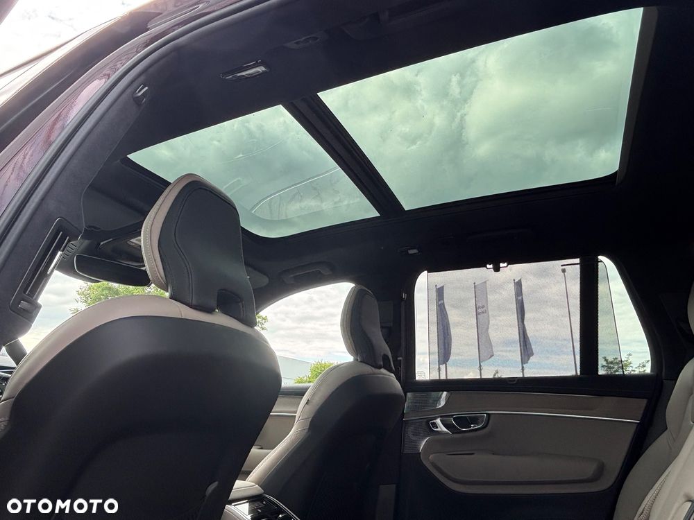 Volvo XC 90 T8 AWD Plug-In Hybrid Ultra Bright 7os - 13