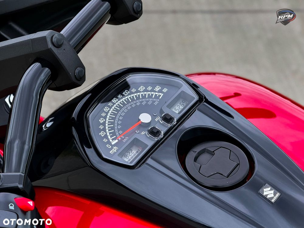 Suzuki Boulevard - 11