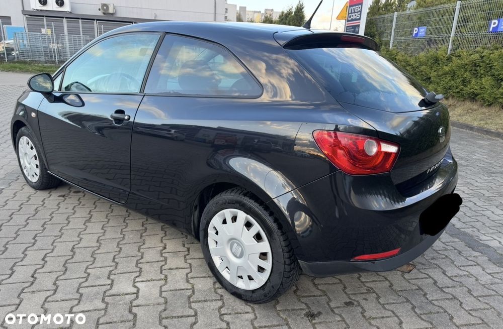 Seat Ibiza SC 1.6 16V Sport - 4