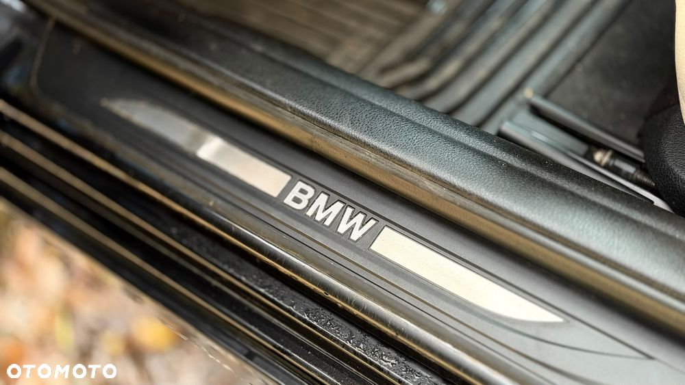 BMW Seria 5 530d xDrive - 32