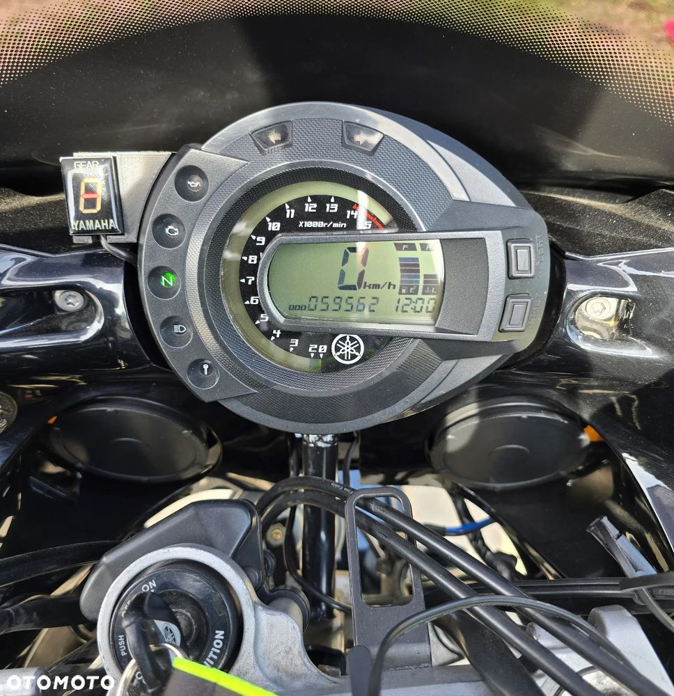 Yamaha FZ6 - 7