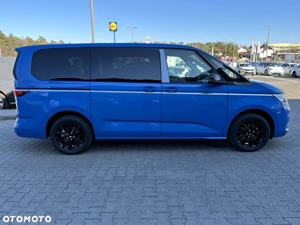 Volkswagen Multivan 2.0 TDI L2 Style DSG - 4