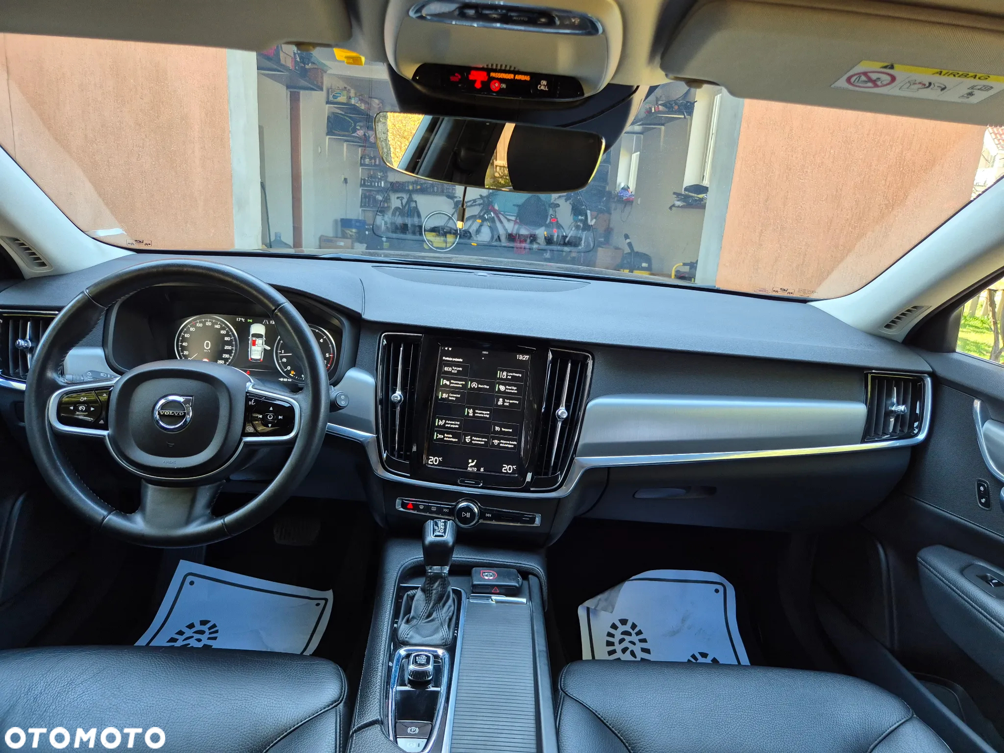 Volvo V90 D4 Geartronic Momentum Pro - 21