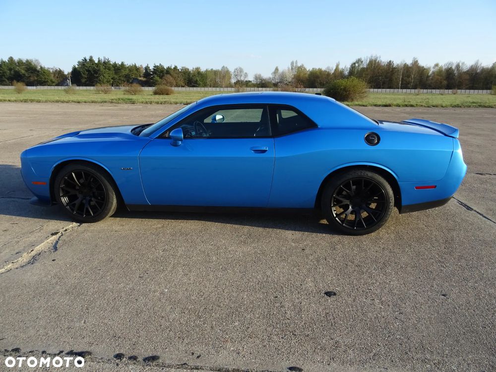 Dodge Challenger - 20