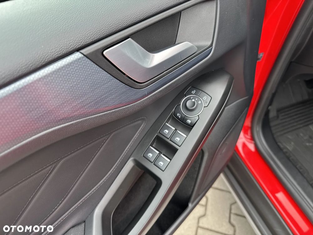 Ford Focus 1.0 EcoBoost mHEV Active X - 13