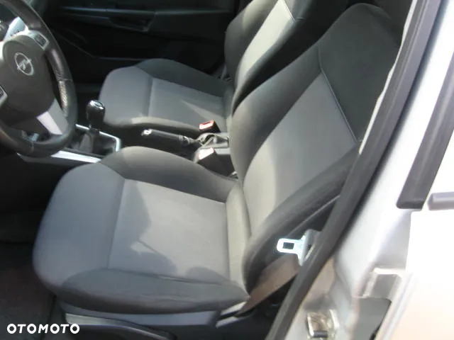 Opel Astra III 1.6 EU5 - 13
