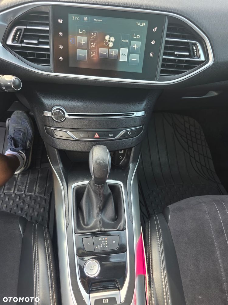 Peugeot 308 - 20