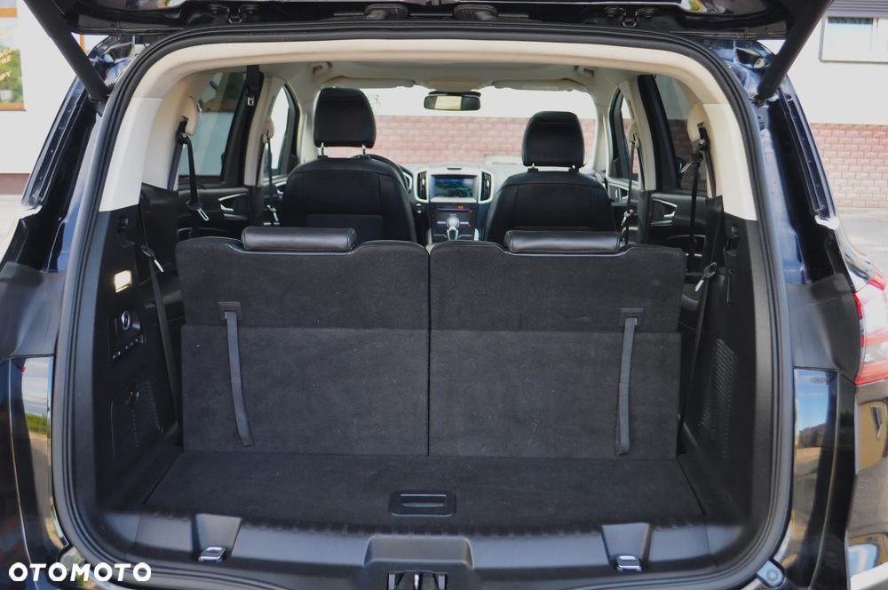 Ford S-Max - 10