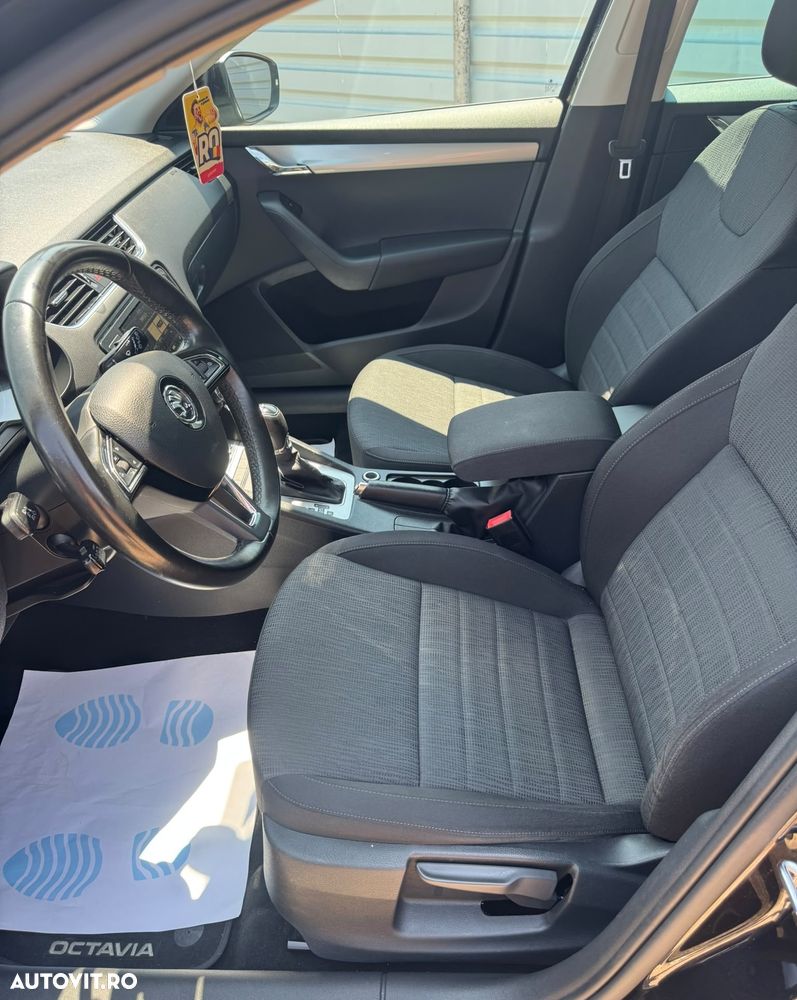 Skoda Octavia 2.0 TDI ELEGANCE DSG - 9