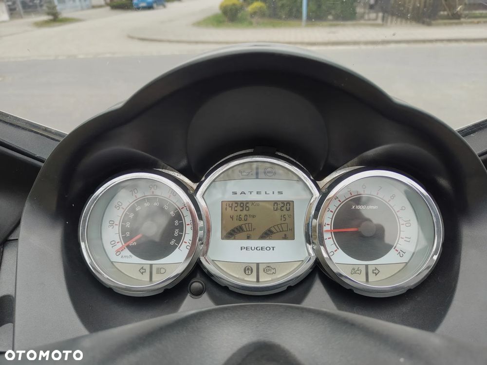 Peugeot Satelis - 18