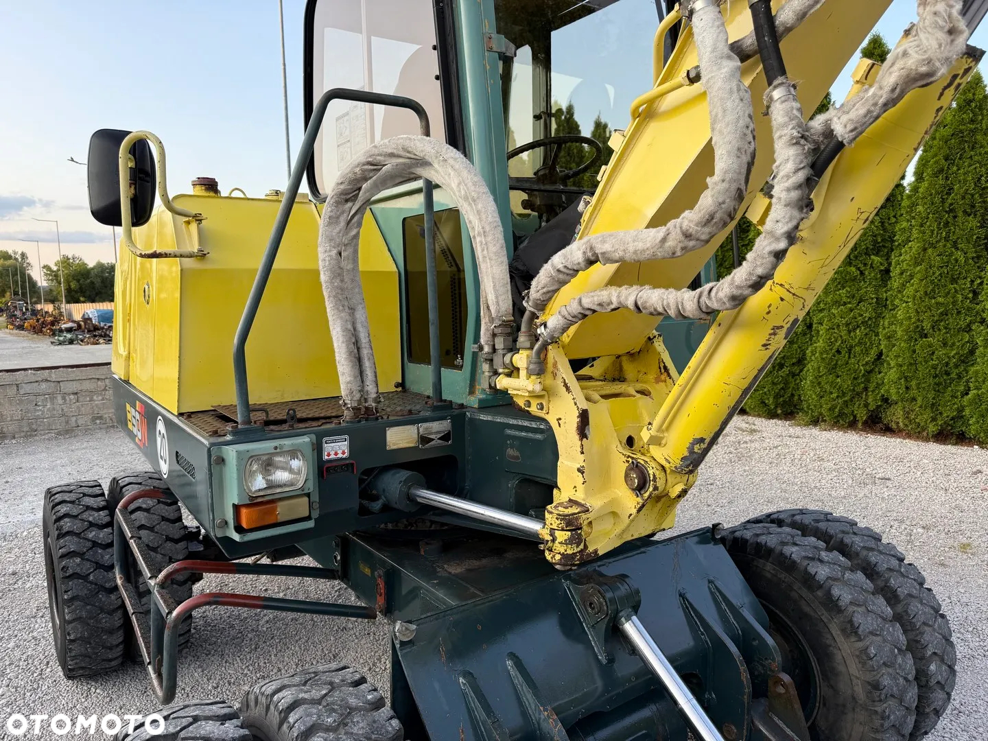 Yanmar B50W KOPARKA KOŁOWA/ 5 TON / MAŁE GABARYTY / BARDZO ZWROTNA / ZADBANA Z NIEMIEC / PIĘKNY STAN / ORYGINAŁ / B 50 W B75 B95 B110 / 70 75 80 90 100 110 / 308 310 / TEREX TW - 27