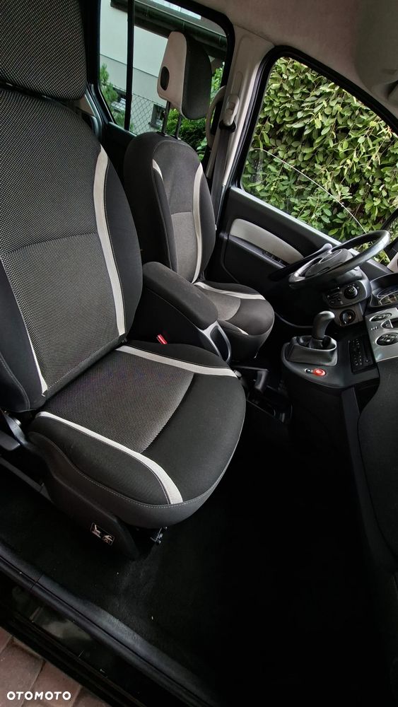 Renault Kangoo 1.5 dCi Privilege Plus - 17