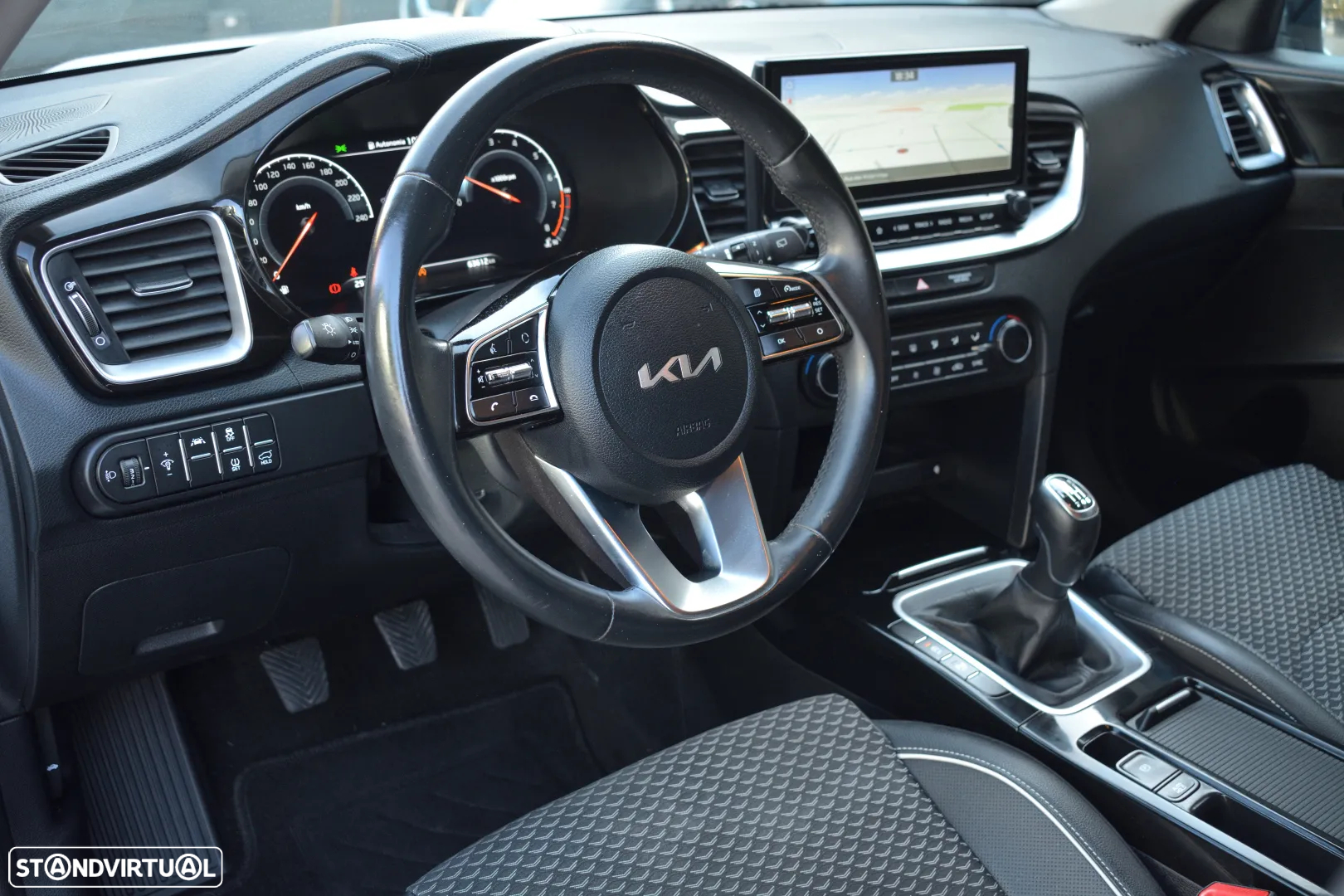 Kia XCeed 1.0 T-GDI Tech - 18