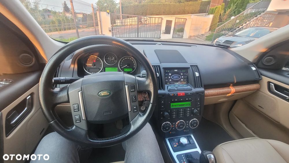 Land Rover Freelander - 16