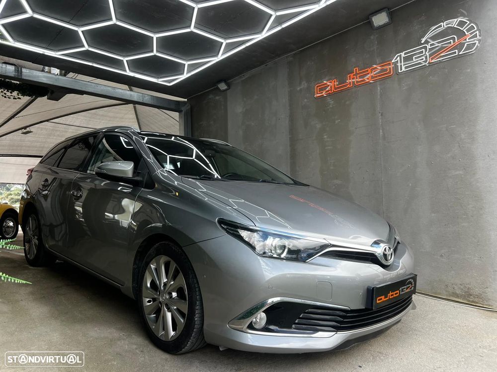 Toyota Auris Touring Sports 1.6 D-4D Exclusive+Navi - 1