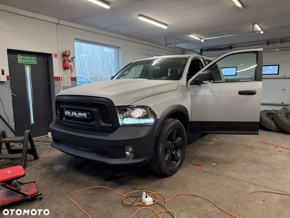 RAM 1500 5.7 Quad Cab Laramie - 11
