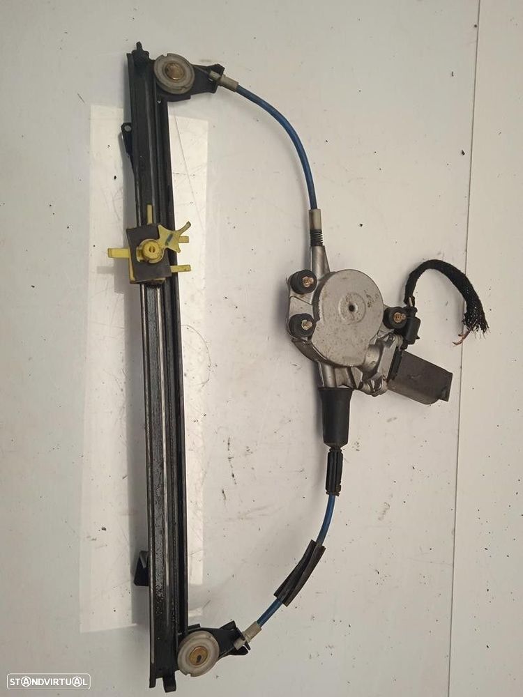 ELEVADOR DE VIDRO FRONTAL DIREITO FIAT BRAVA 2000 - 1