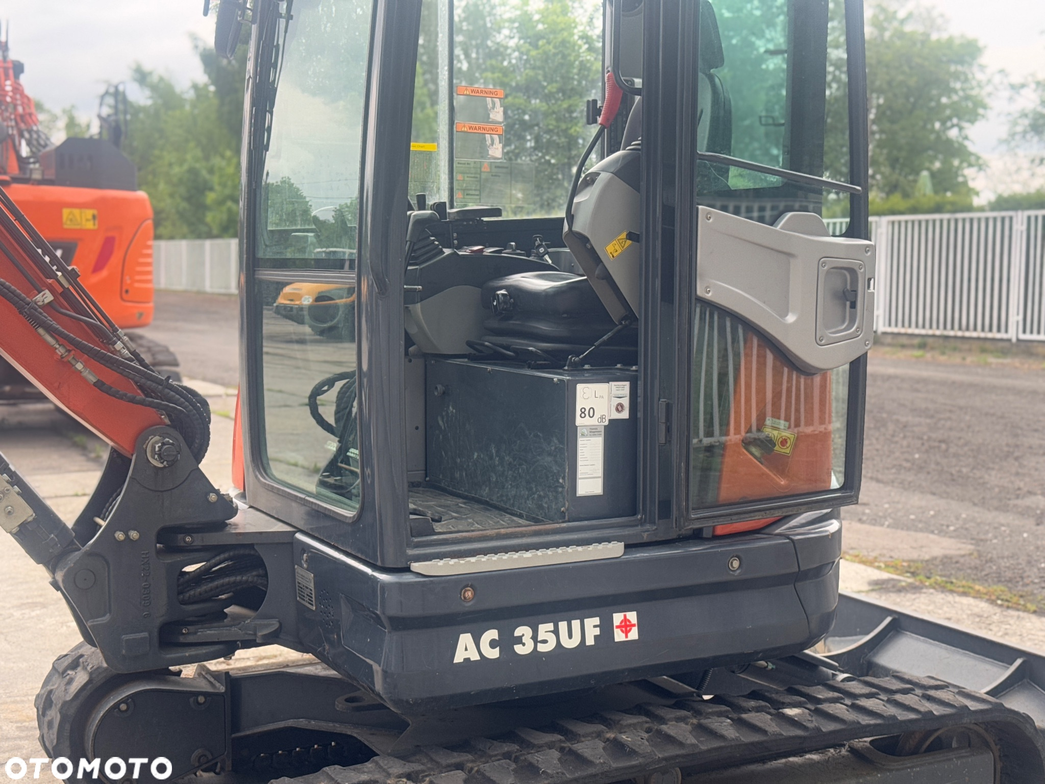 Atlas Minikoparka AC 35UF - 24