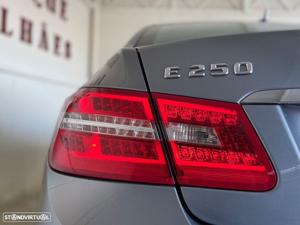 Mercedes-Benz E 250 CDi Avantgarde BlueEfficiency Auto - 24