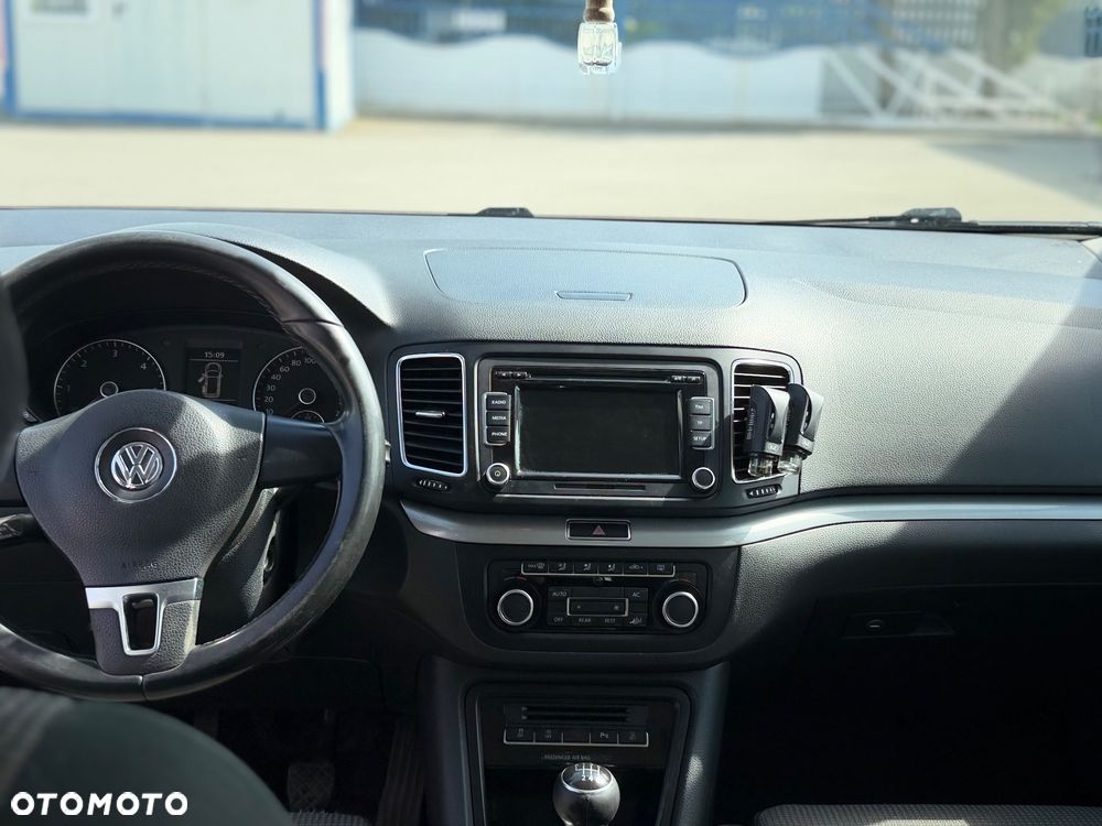 Volkswagen Sharan 2.0 TDI Comfortline - 11