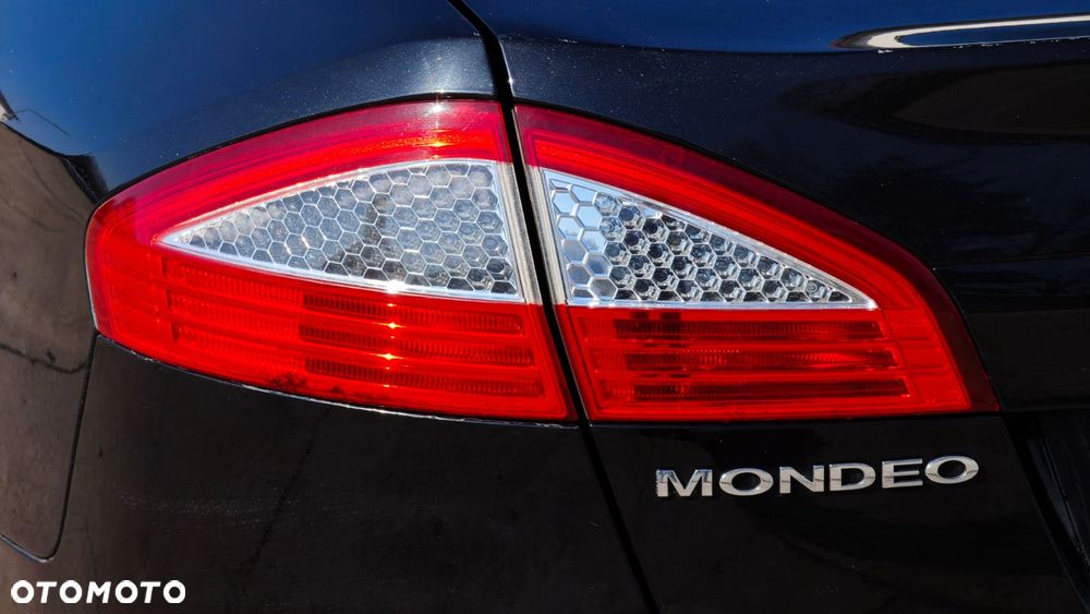 Ford Mondeo 2.3 Trend - 8