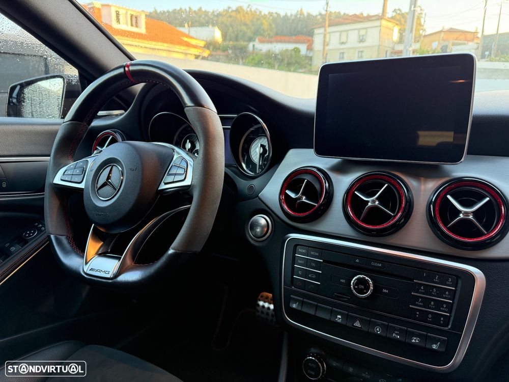 Mercedes-Benz CLA 45 AMG 4Matic Shooting Brake Speedshift 7G-DCT Night Edition - 8