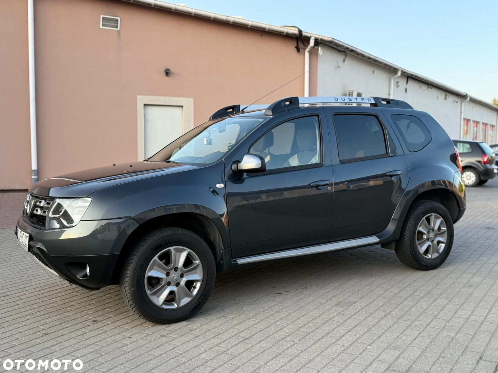 Dacia Duster 1.6 SCe Urban Explorer S&S - 2