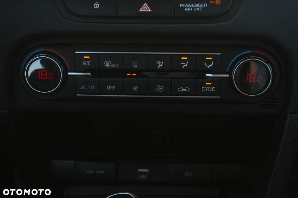 Kia Ceed 1.5 T-GDI M - 24