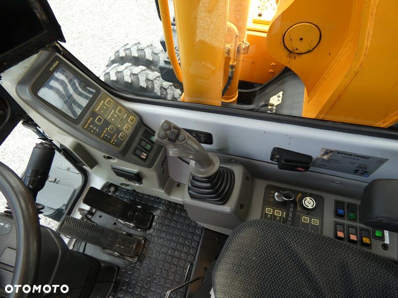 Hyundai 140W-7A / Stan BDB / Ładnie utrzymana / - 14