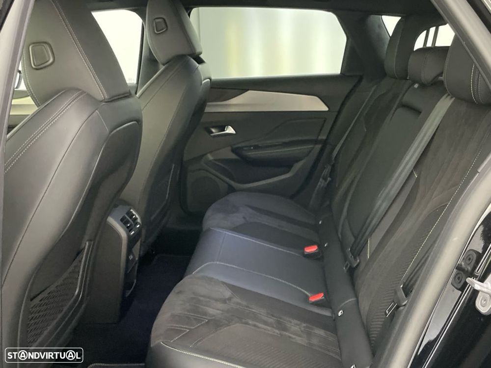 Peugeot 308 1.2 PureTech GT EAT8 — fotografia 12