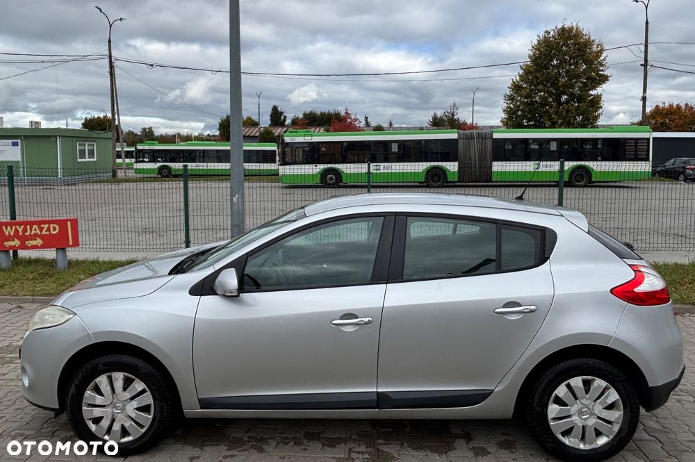 Renault Megane 2012 photo 5