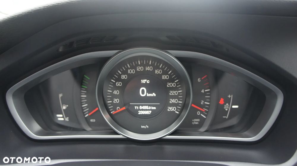 Volvo V40 Cross Country D3 Kinetic - 19