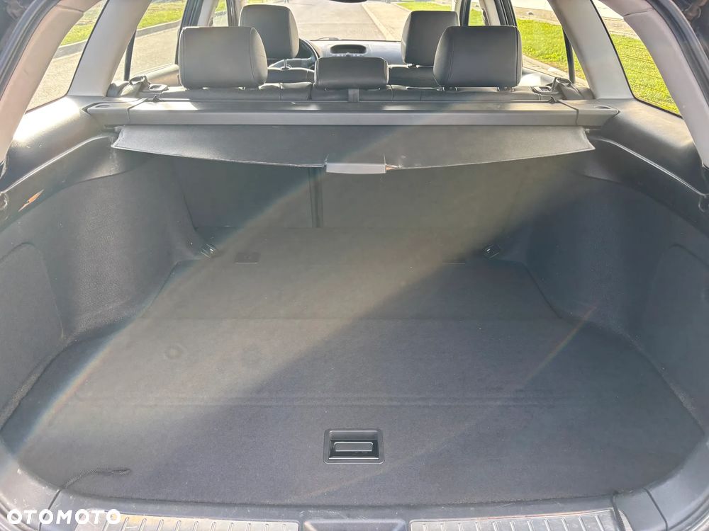 Toyota Avensis 2.0 D-4D Prestige - 13