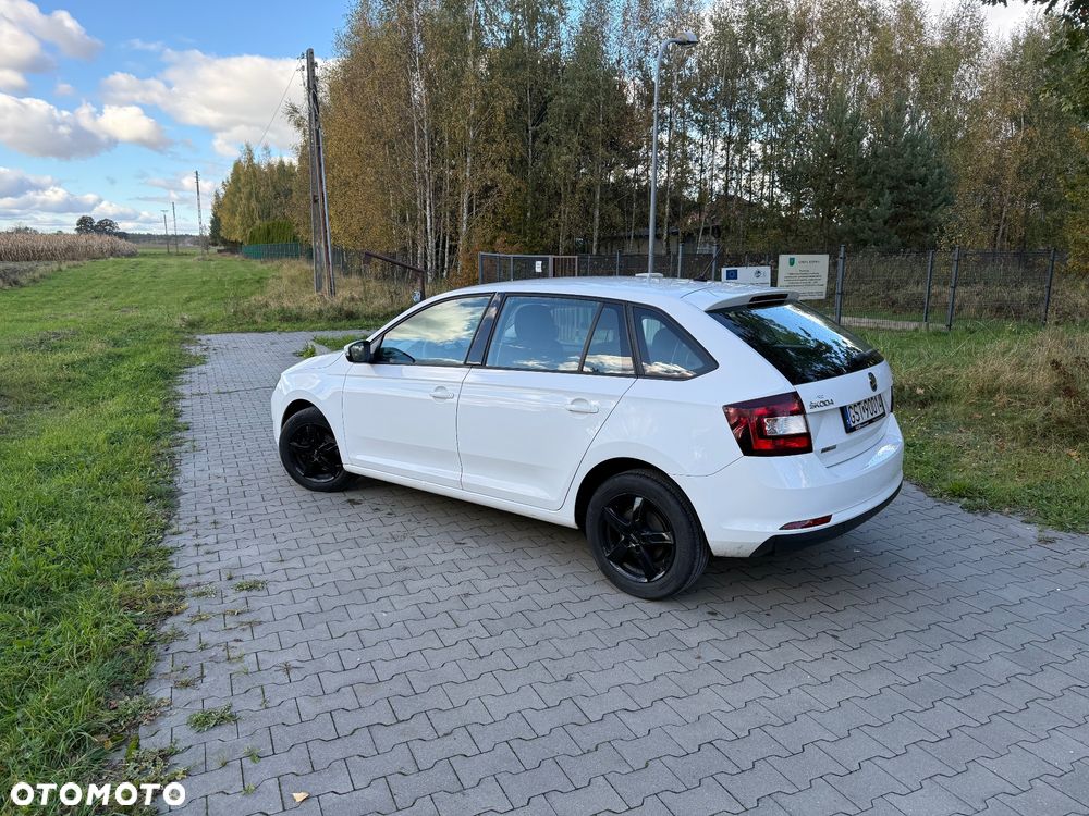 Skoda RAPID 1.0 TSI Ambition - 2