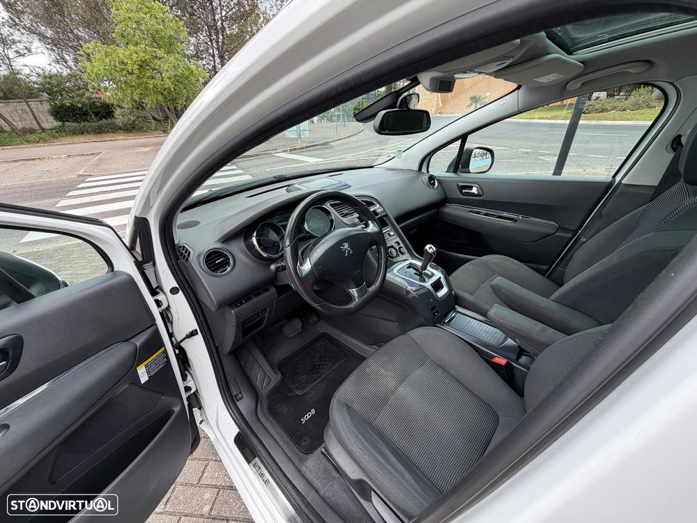 Peugeot 5008 1.6 BlueHDi Style EAT6 - 25