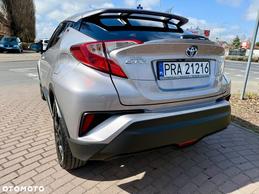 Toyota C-HR Business-Edition - 19