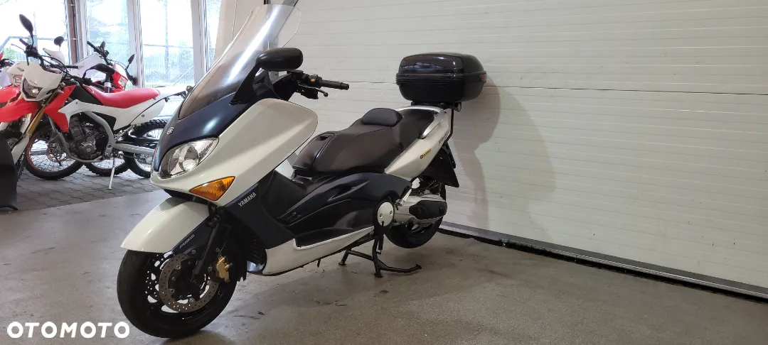 Yamaha Tmax - 11