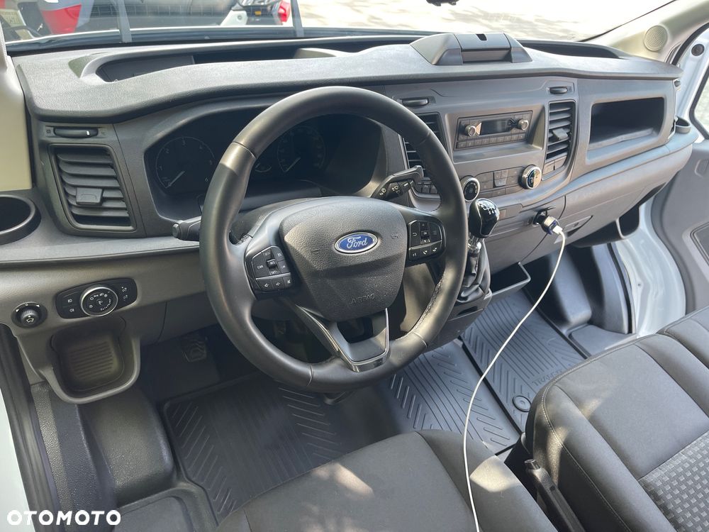 Ford Transit - 14
